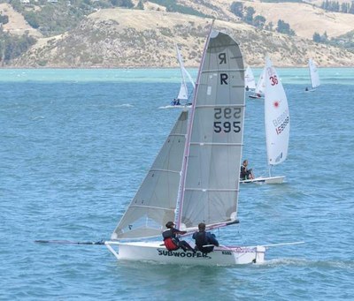 Jess Hix and Paul Roe R595 Subwoofer on the wind