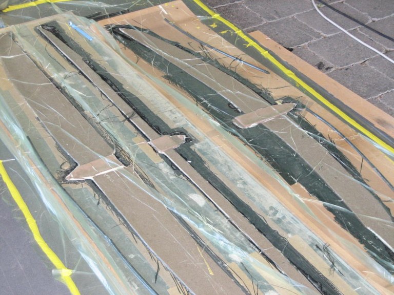 Vacuuming Foils - Close up 