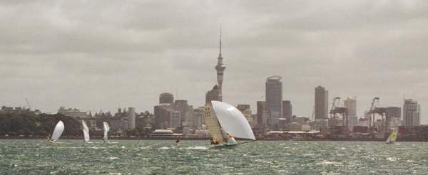 Leander 2004