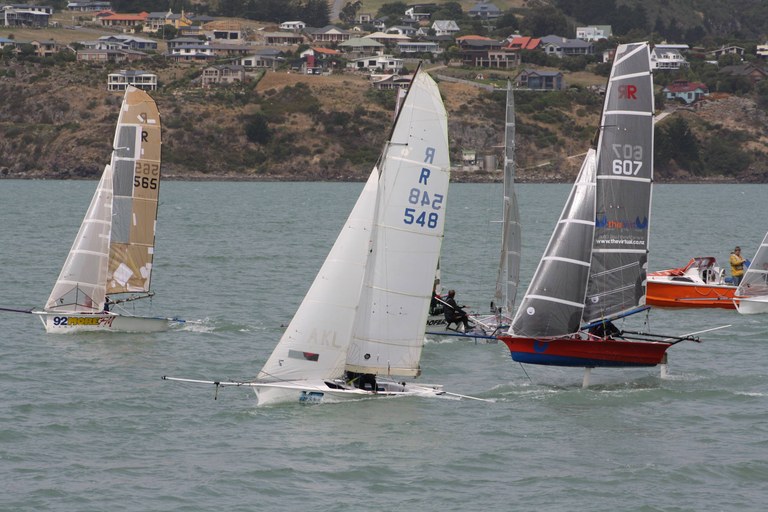 R565 - 92 More FM, R554 - VR, R603 - L3 and R607 - TheVirtual race start