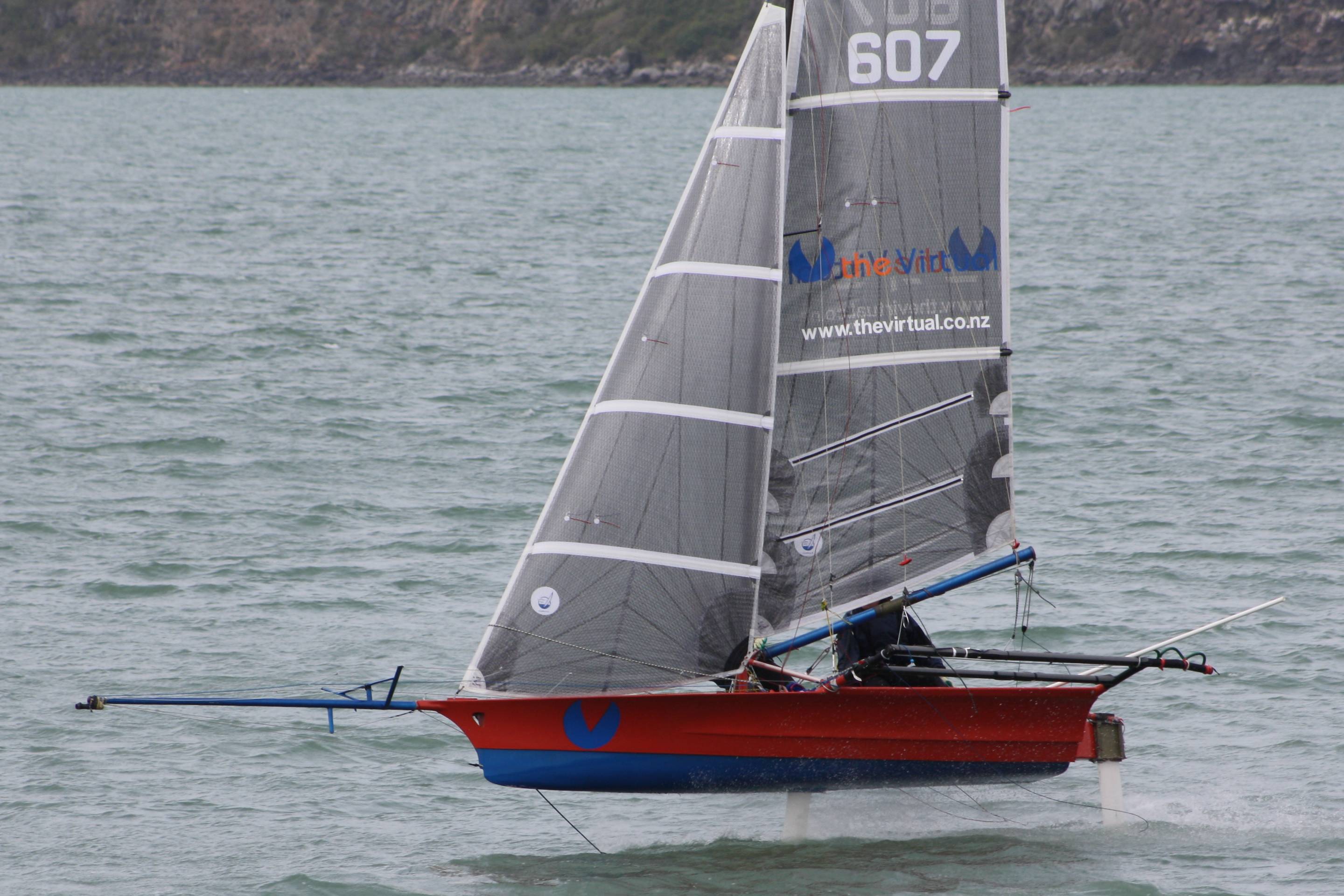 R607 - TheVirtual - Paul Roe and Dan Leech foiling
