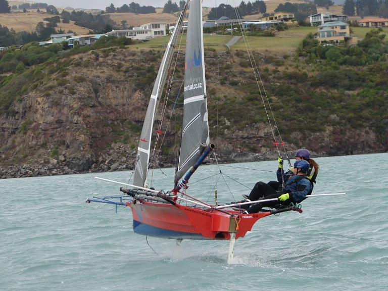 R607 TheVirtual - Paul Roe and Jess Hix