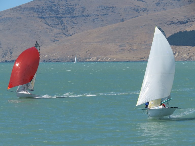 R582 - Chemical Weapon - James Collet and Rowan Sinton and R589 - Merde - David Pairman and Peter Holder kites 