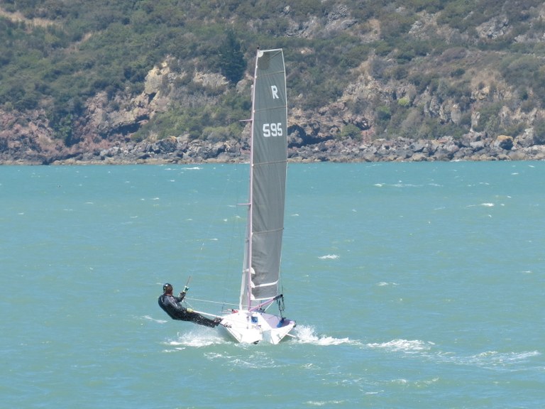 R595 - Subwoofer - Aaron Jefferies and Matt Bancroft on the wind 
