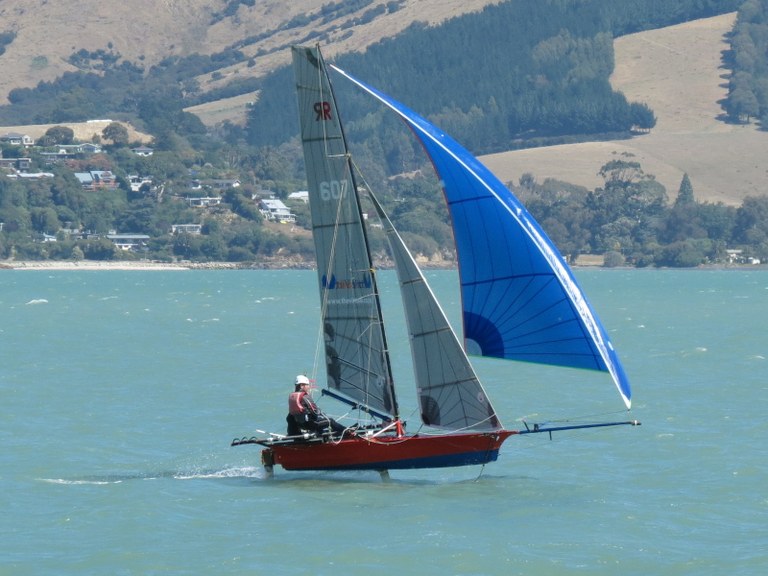 R607 - TheVirtual - Paul Roe and Malcolm Snowdon kite 