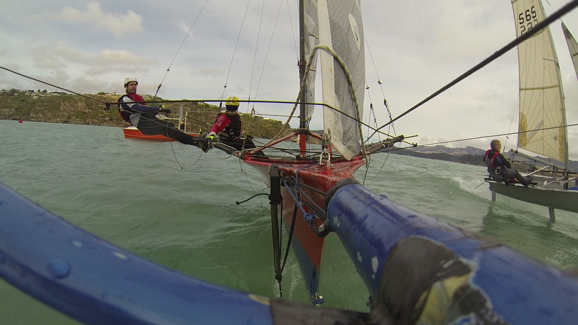 R607 - TheVirtual - Paul Roe and Malcolm Snowdown with R565 - GreyR - Steve MacIntosh and Tony Park on start line
