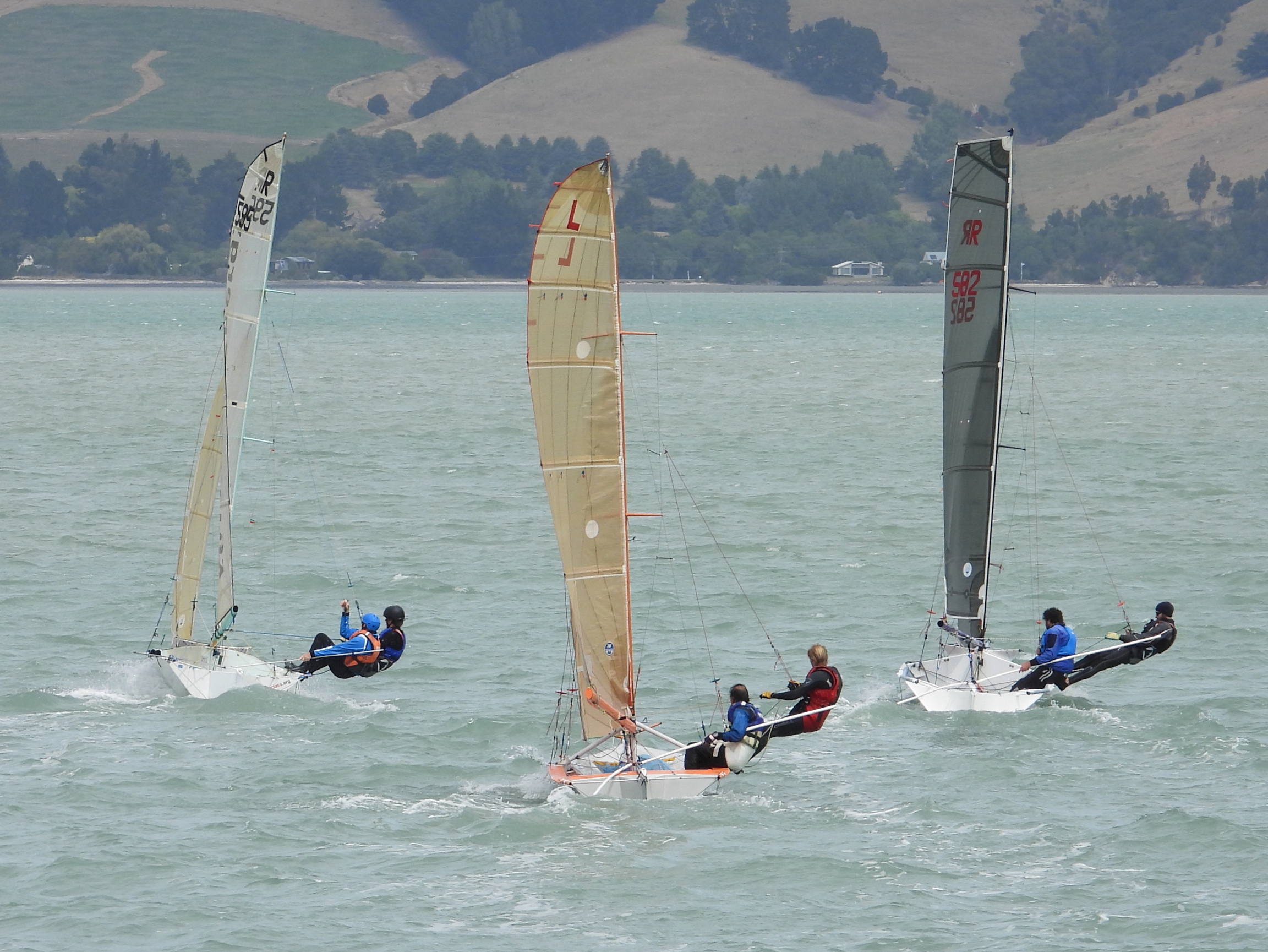 Upwind R589 - Merde, R569 - RaptR, R582 - Chemical Weapon