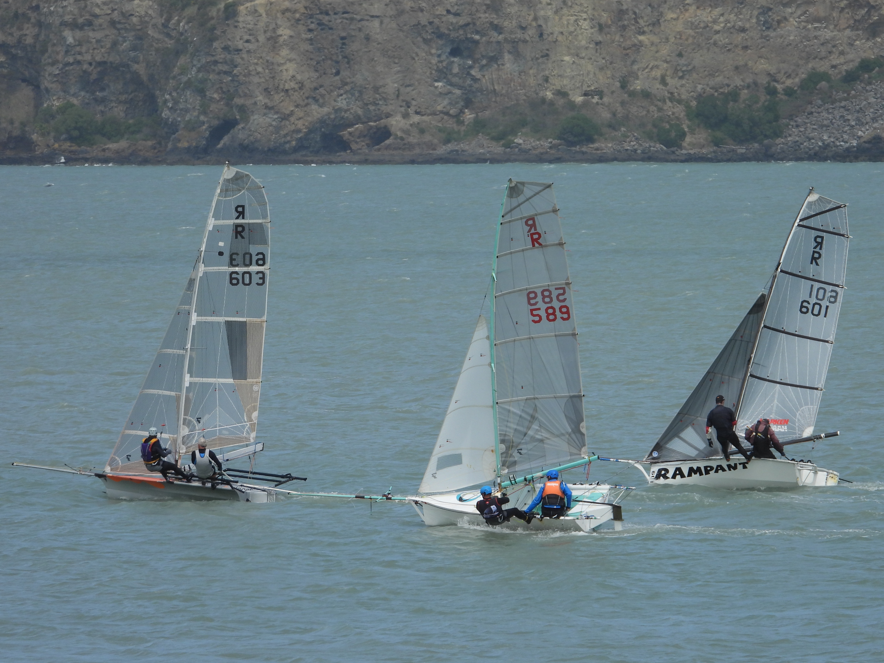 Upwind R603 - L3, R589 - Merde, R601 - Rampant