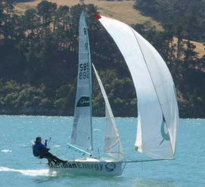 Akaroa sprints Meridian Energy (Tim Allan and Dave Pairman) to windward of Nuplex Davie kite run to finish