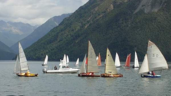 R244 Radiant - racing with other classic yachts on Lake Rotoiti