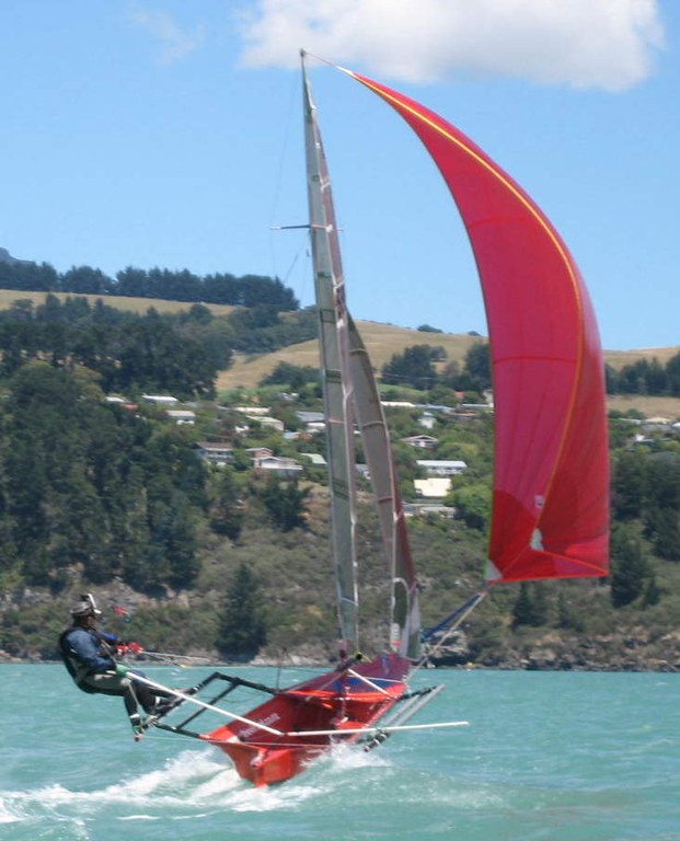 R607 TheVirtual Paul Roe and Steve MacIntosh kite run