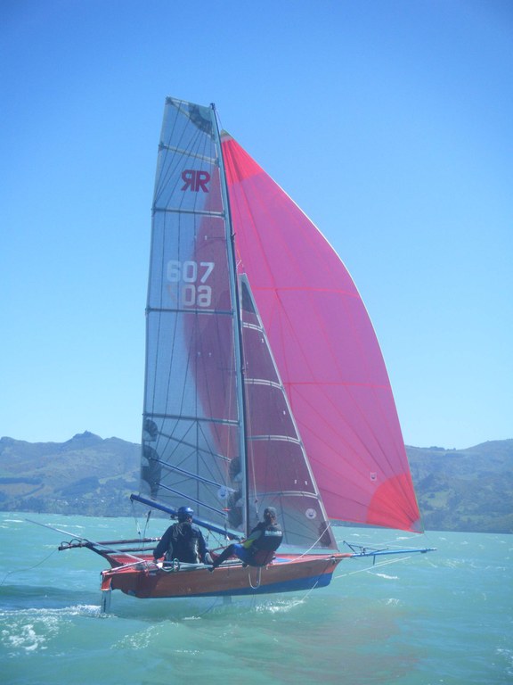R607 - TheVirtual - Jess Hix and Paul Roe foiling