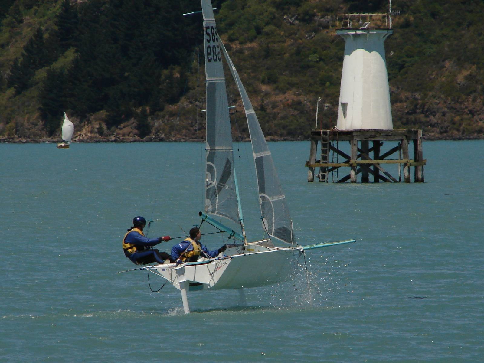 R589 - Merde - Tim Allan and David Pairman Foiling