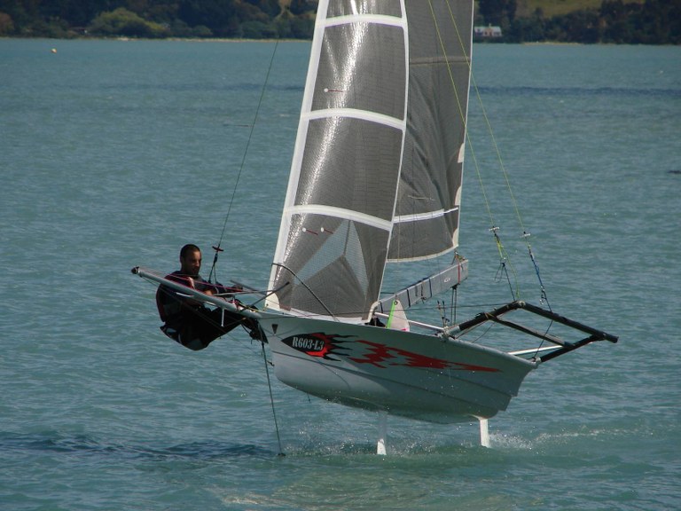 R603 - L3 - Sean Milner and Andy Gallagher Foiling