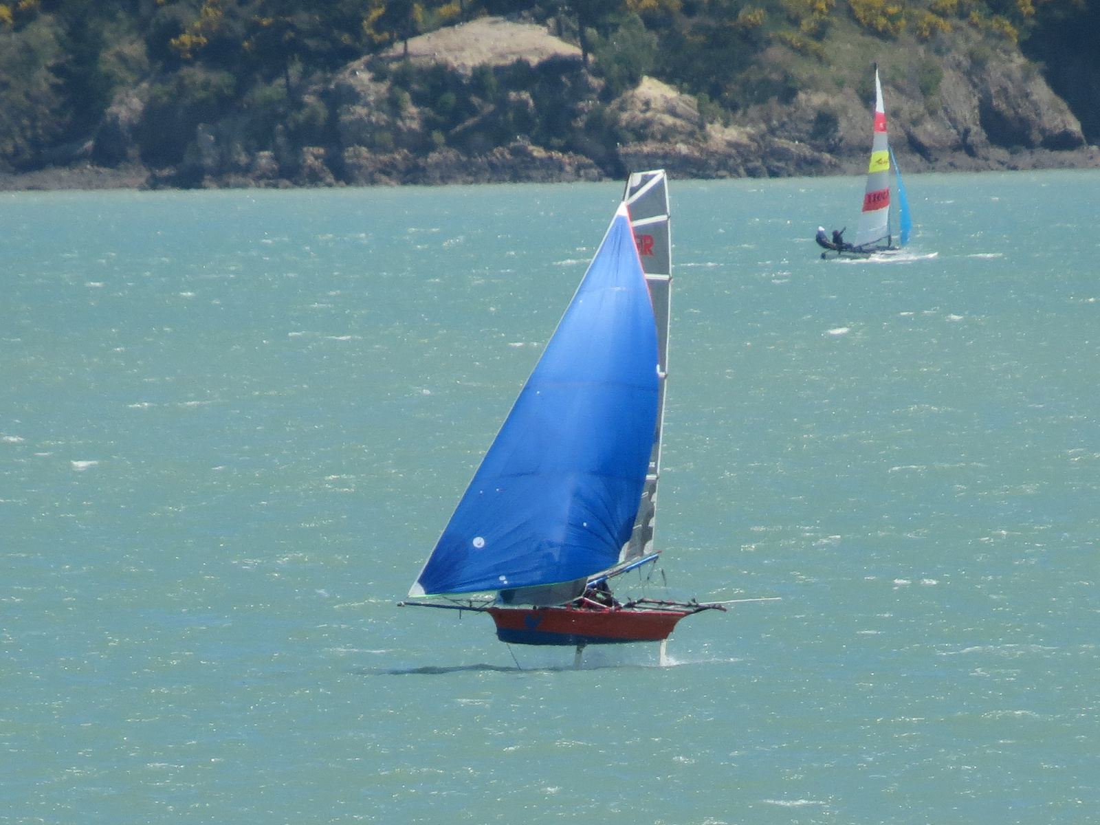 R607 - TheVirtual - Paul Roe and Jess Hix Foiling Kite